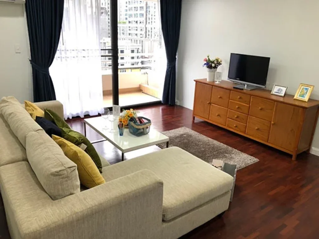 ให้เช่า ห้องสวยแบบ 2 ห้องนอนที่ ราชดำริ For Rent A Nice 2 Bed Unit Residence in Rajadamri