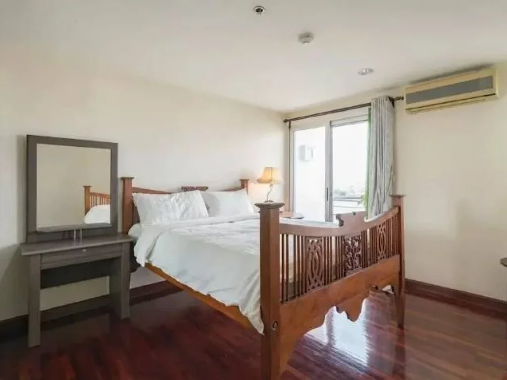 Condo for rent river view River Heaven Chareonkrung