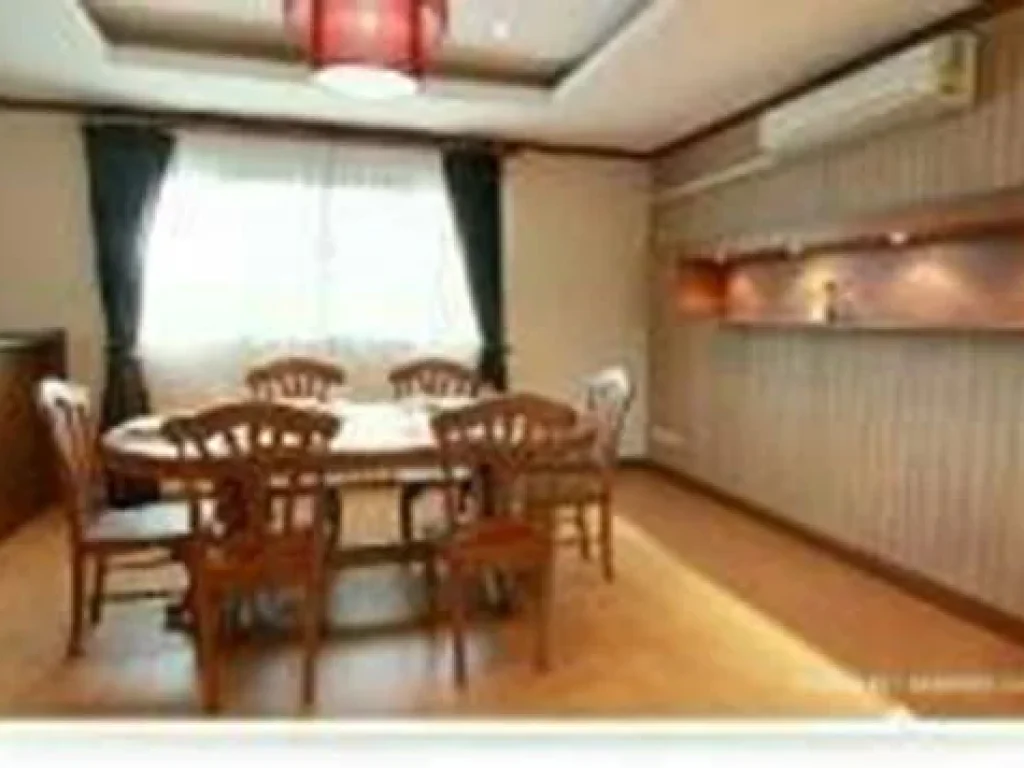 ให้เช่า ห้องใหญ่พื้นที่เยอะ แบบ 3 ห้องนอนที่ เอกมัย For Rent A Spacious 3 Bed Unit Residence in Ekamai