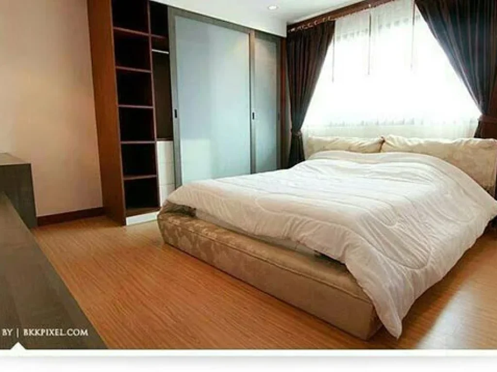 ให้เช่า ห้องใหญ่พื้นที่เยอะ แบบ 3 ห้องนอนที่ เอกมัย For Rent A Spacious 3 Bed Unit Residence in Ekamai