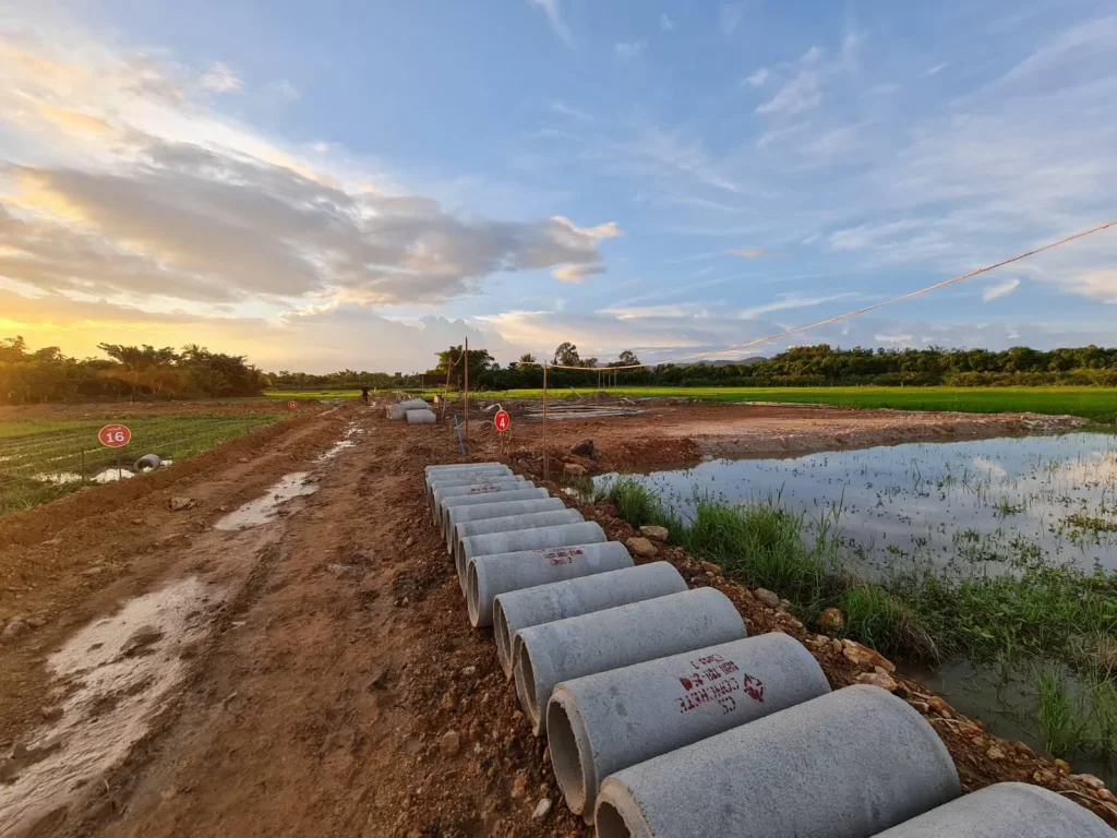 ที่ดินสันทราย ขายถูกมาก ใกล้ถนนหลักเชียงใหม่-ดอยสะเก็ด แค่ 5 นาที สาธารณูปโภคครบ ตรวละ 5500