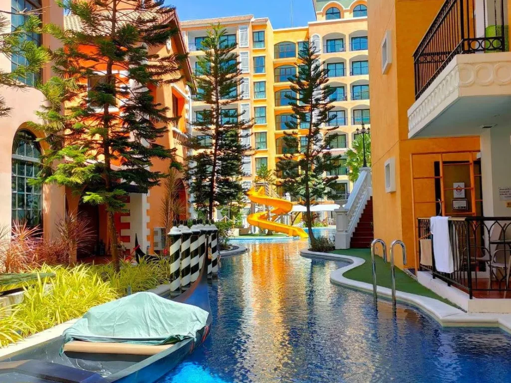 ขายคอนโดราคาถูก สภาพแวดล้อมระดับ 5 ดาว โครงการ Venetian Signature Condo Resort Pattaya