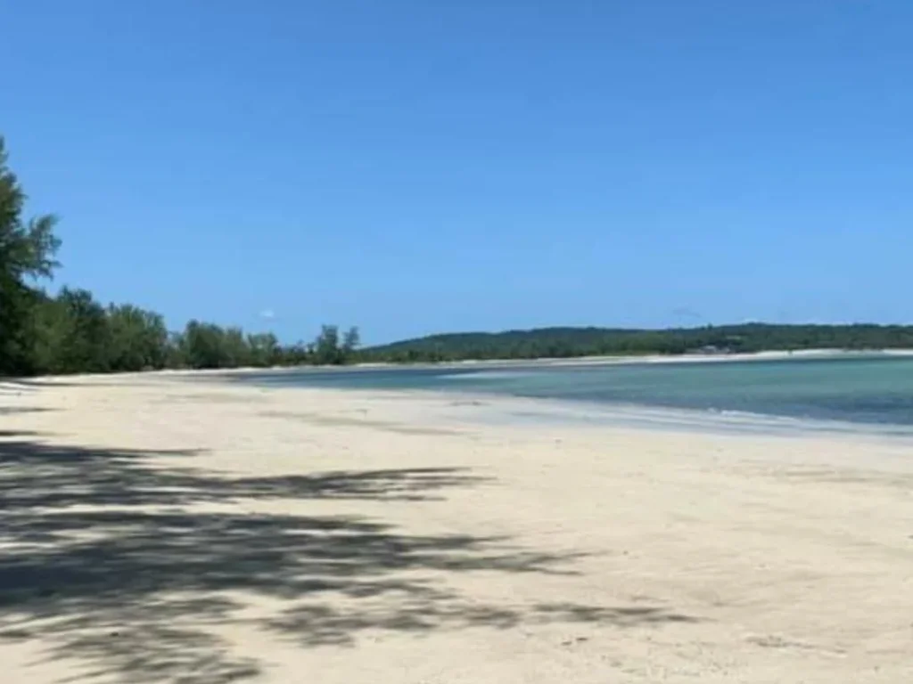 ขายที่ดินติดทะล ชายหาดส่วนตัว สำหรับปลูกบ้านพักตากอากาศ