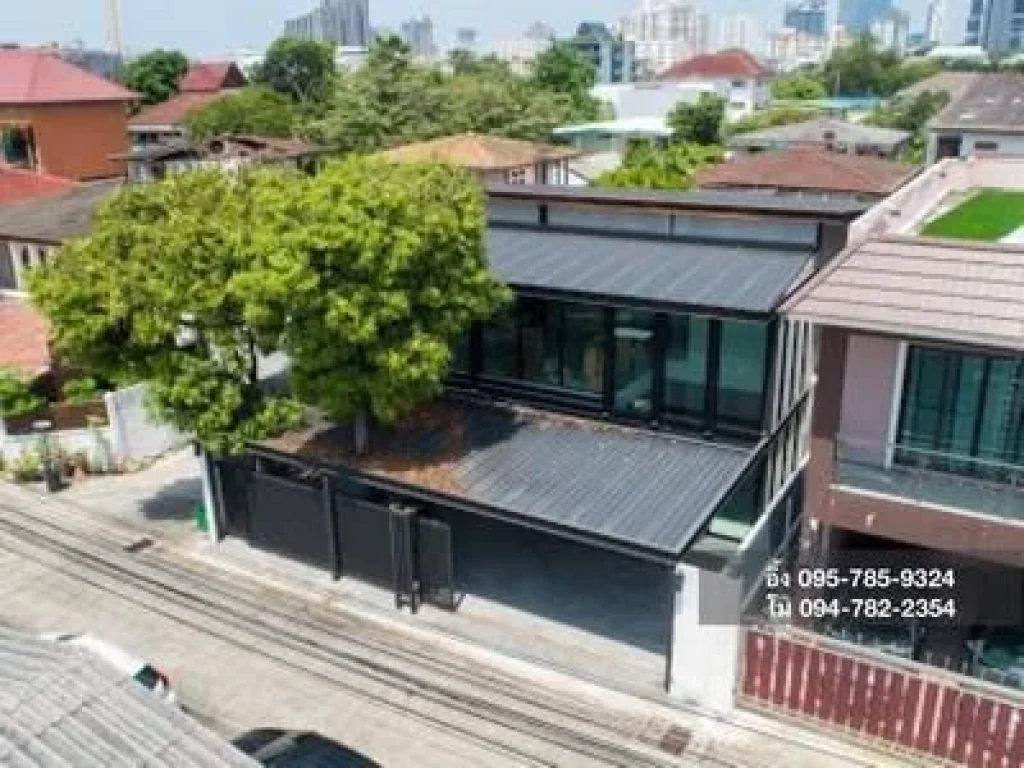 บ้านรีโนเวทใหม่ พร้อมที่ดิน80ตรว ใกล้BTSปุณณวิถี