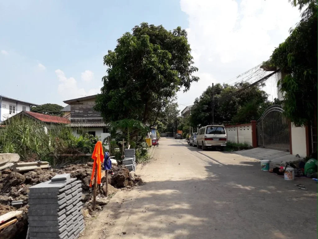 ขายที่ดิน 100 ตรวา ถนนศรีสมาน ซอยจุฬา7 แปลงสวย เป็นสี่เหลี่ยมผืนผ้า เพียง 26 ล