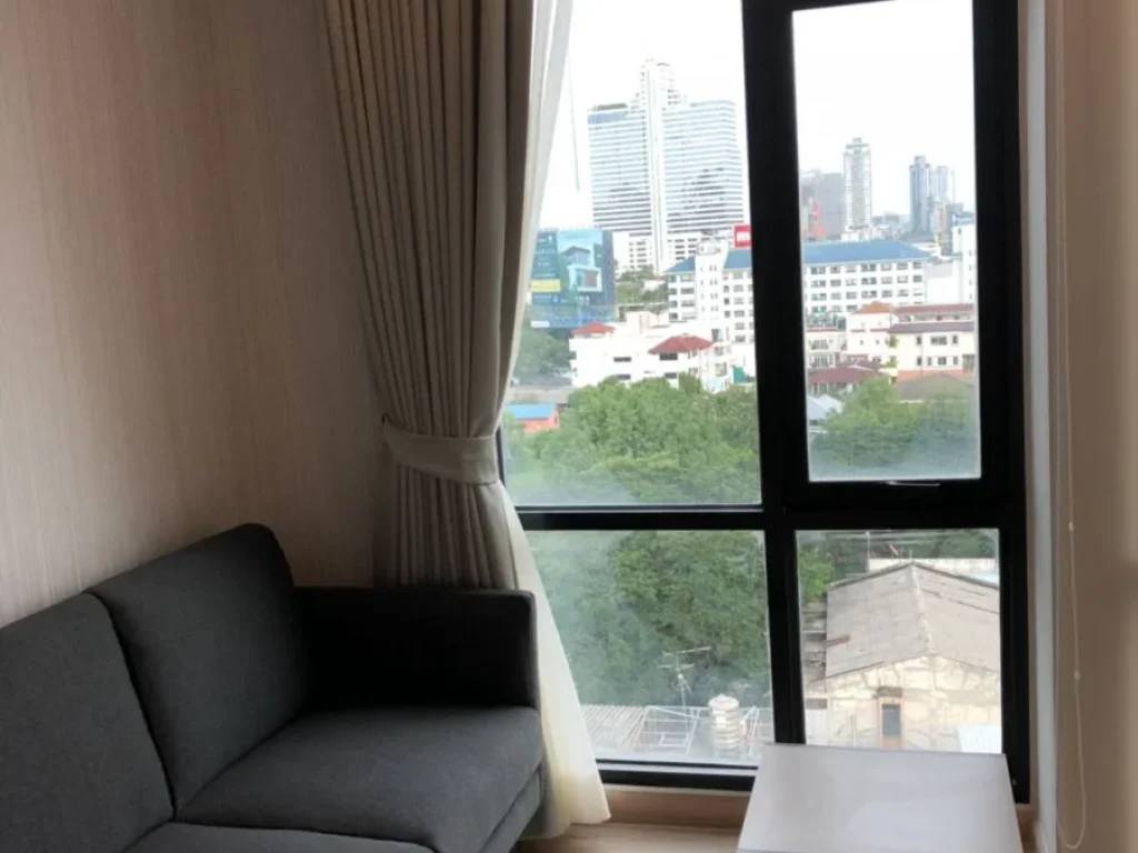 Bedroom at the Sathorn area for rent 33 sqm