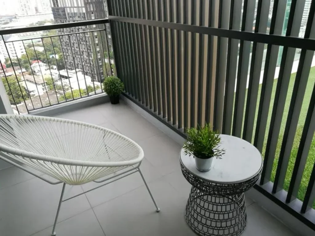 For rent Rhythm Sukhumvit 36-38 corner room