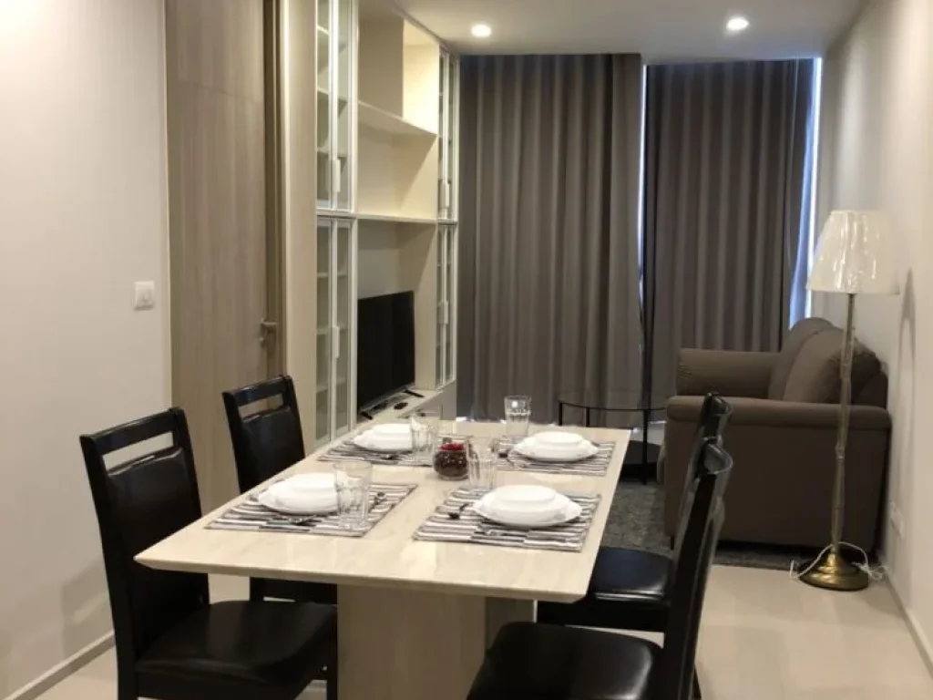 Condo for Rent Noble Ploenchit 75 sqm 2 Bed 1 Bath