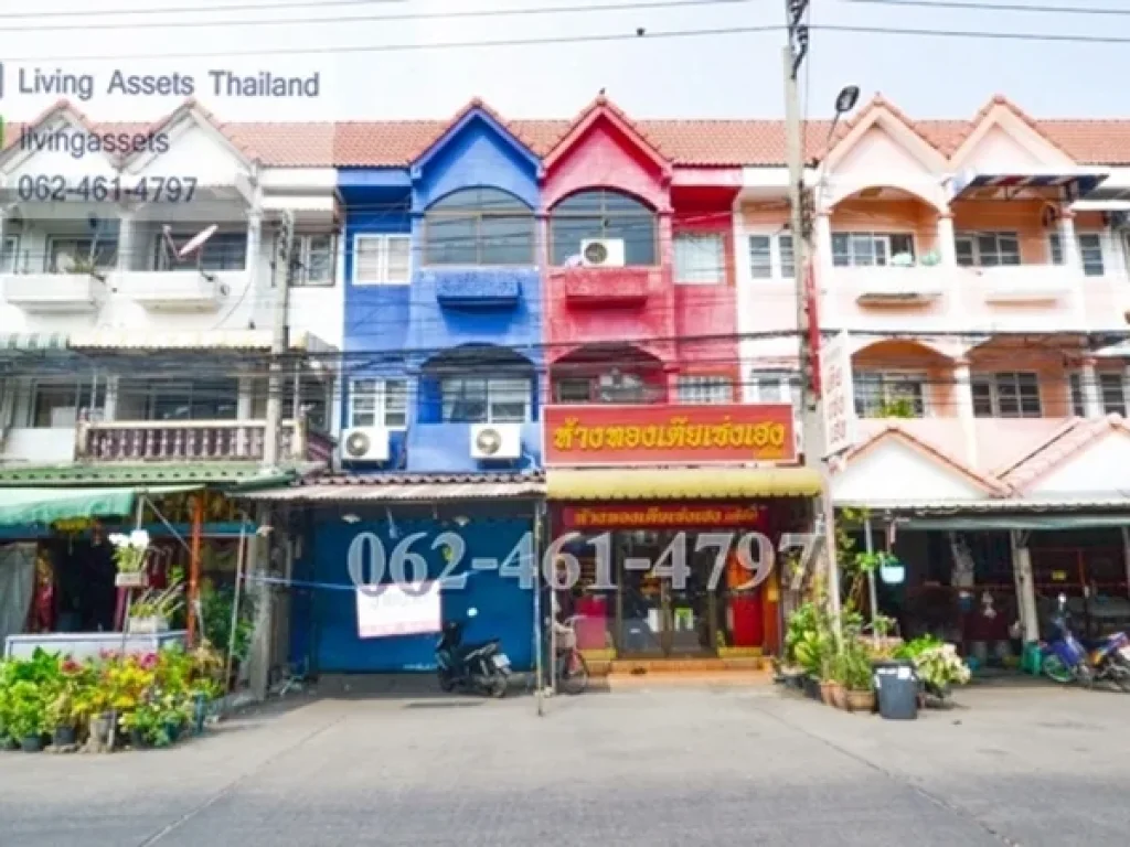 ขายทาวน์เฮาส์ 3 ชั้น หมู่บ้านบัวทองธานี Buathong Thani ย่านชุมชน ทำเลดีมาก โซนค้าขาย ถนนหลัก บางบัวทอง นนทบุรี