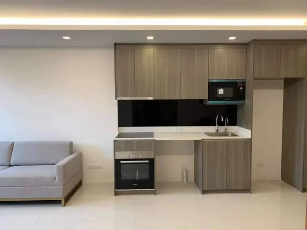 Down payment 2 bedrooms Condominium for Sale in Circle Rein Sukhumvit 12