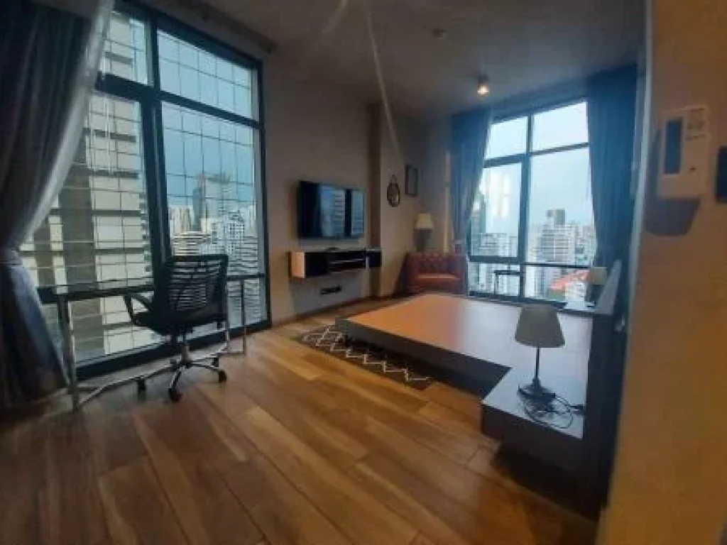 ขาย คอนโด THE LOFTS อโศก 86 ตรม 2beds 2baths 65000 per month