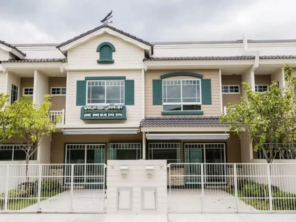 รหัสทรัพย์ B1122 ทาวน์โฮม Villaggio รังสิต คลอง 3 สวยสุดในย่านนั้น พร้อมระบบ Solar Cell