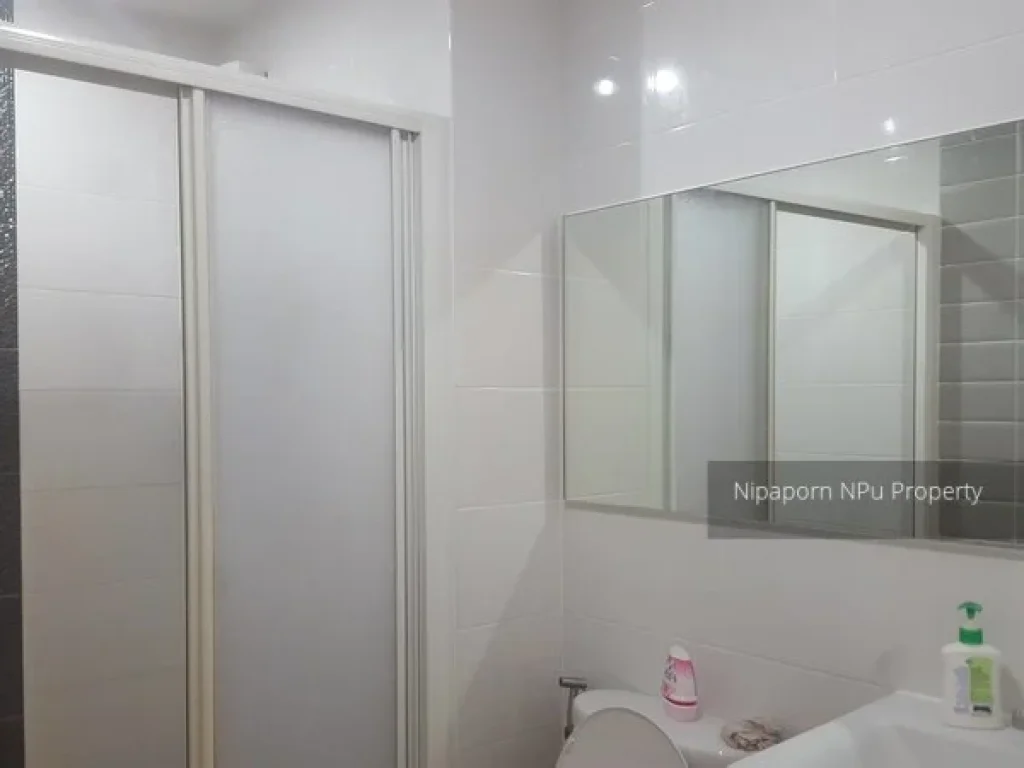 For rent Aspire Rama 9 close to MRT Rama 9