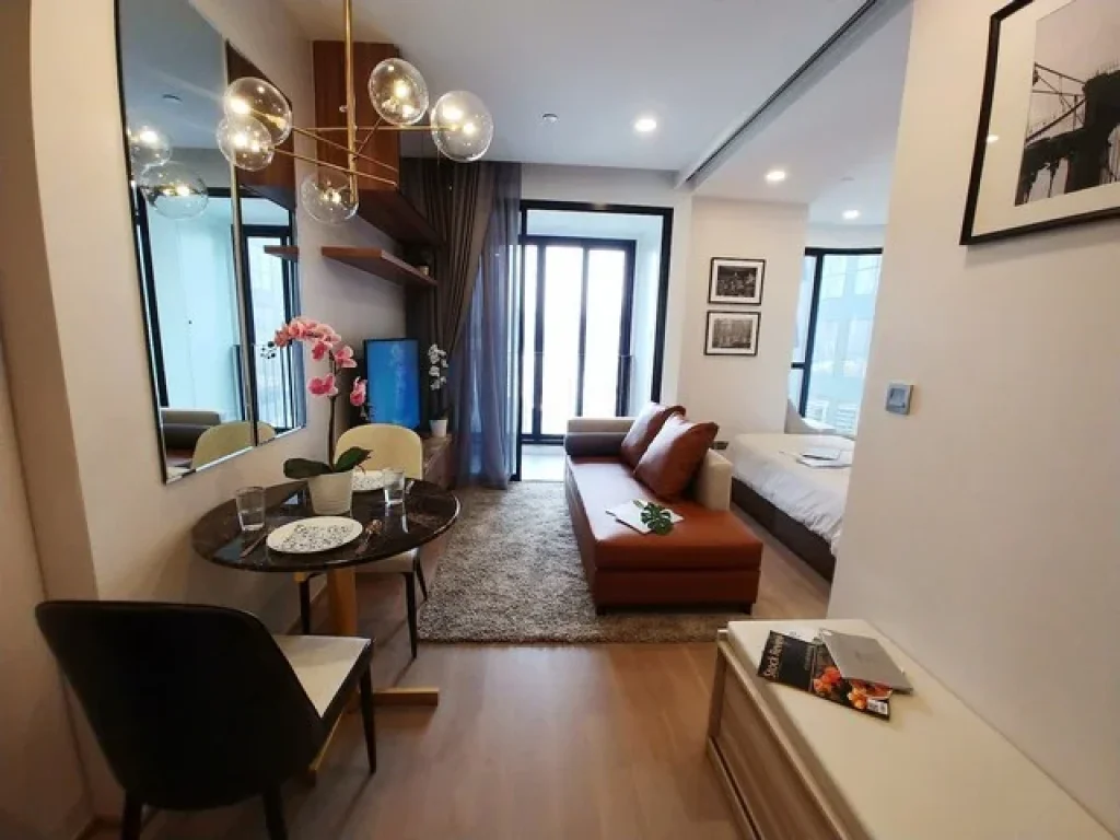 ASHTON CHULA SILOM for rent 34 SQM Stylish ampamp Luxury 24th FULLY FURNISHED ampamp READY TO MOVE