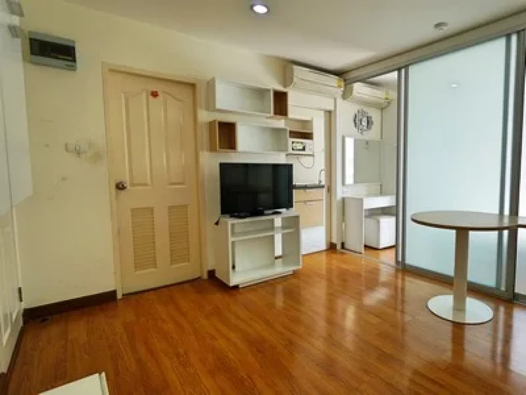 ขายคอนโด Double U condo 29 ตรม studio ชั้น 5 ทิศใต้ แต่งสวย จัดเต็มมาก