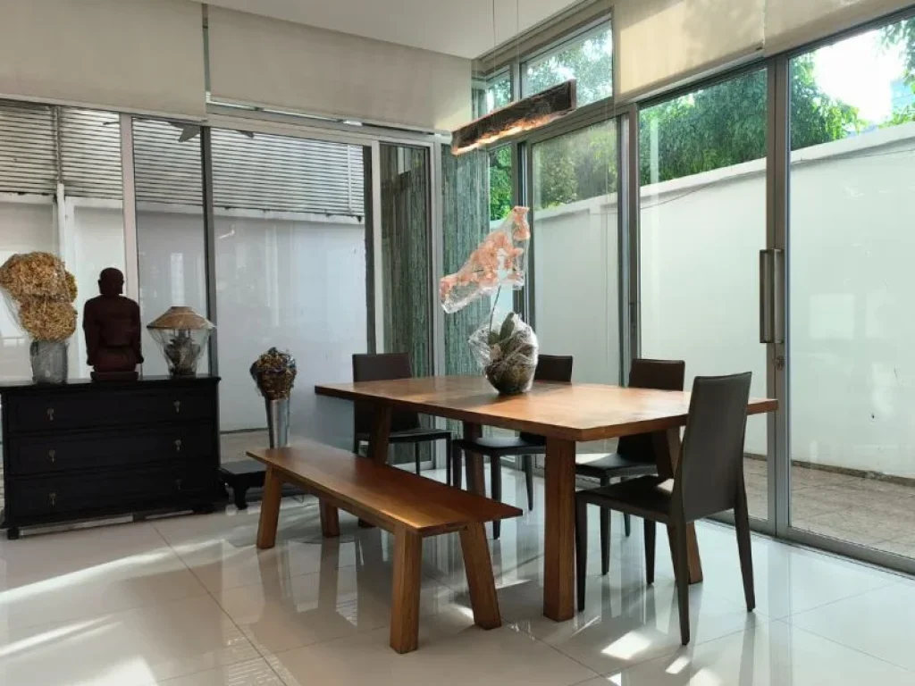 ขาย Luxury Townhome โครงการ The Landmark Residence ลาดพร้าว -