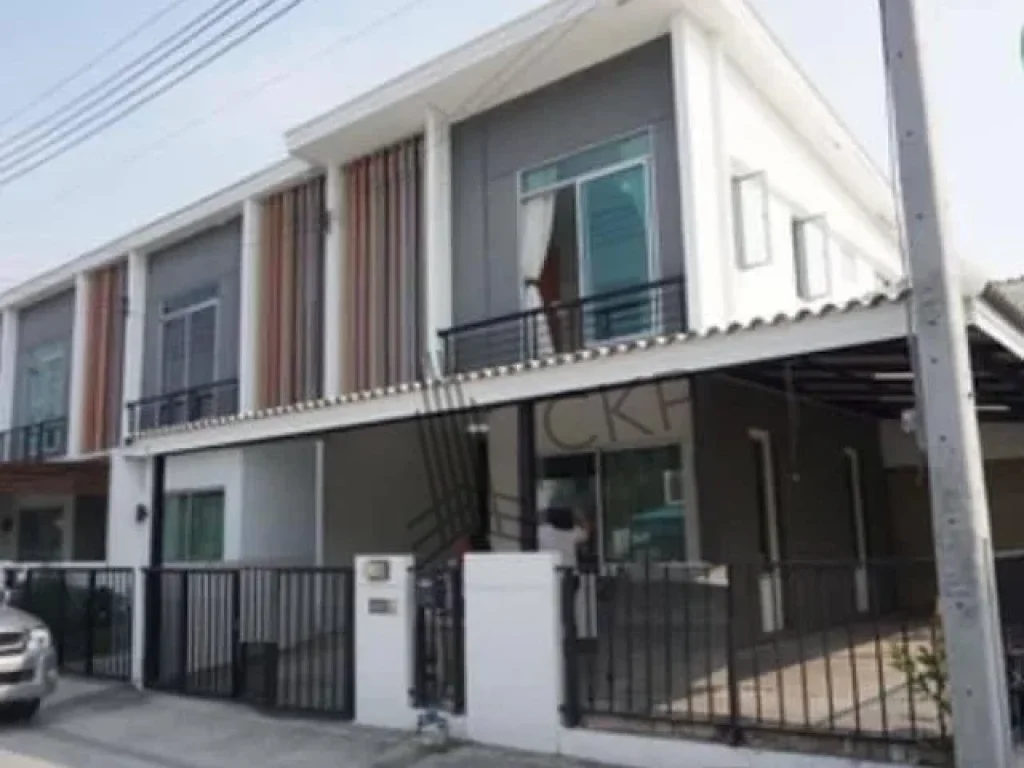 ทาวน์เฮาส์ หลังมุม บ้านพฤกษา 862 ลาดกระบัง-สุวรรณภูมิ