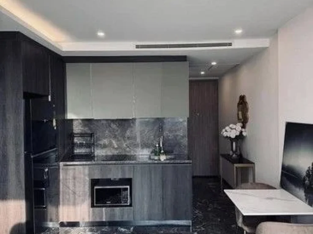 168 Sukhumvit 36 ใกล้ BTSทองหล่อ 43 Sqm 1ห้องนอน เฟอร์ฯ