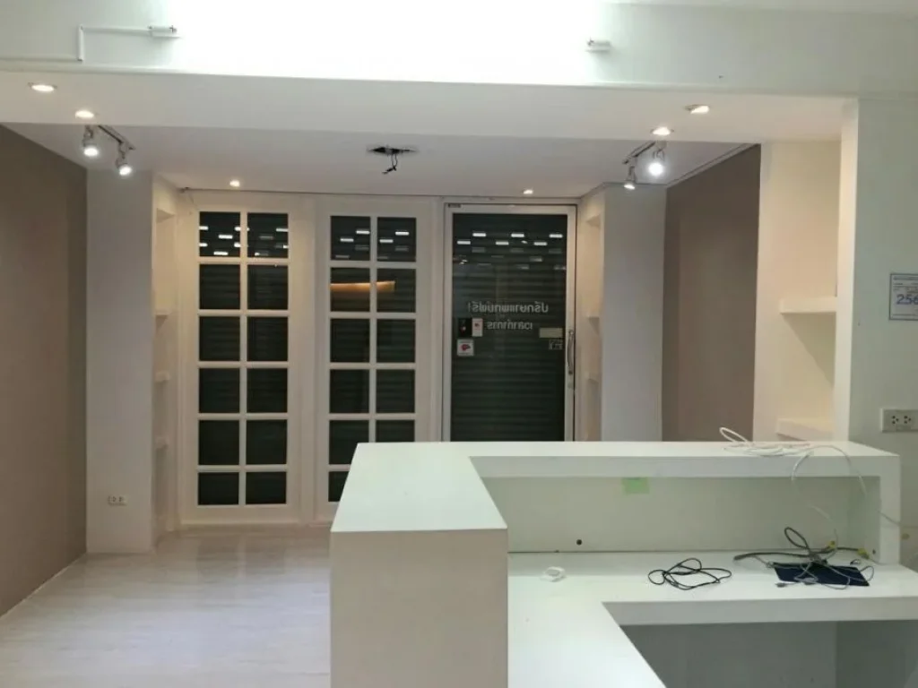 OFR00207Office For Rent อาคารพาณิชย์ ทำเลCBD ถนนศาลาแดง 280000THBMonth