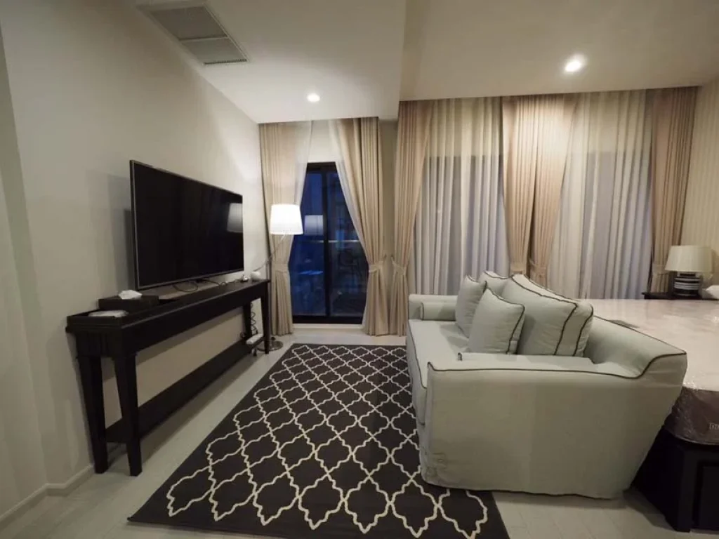 For sale and rent 1 bedroom at Noble Ploenchit near BTS Ploenchit 