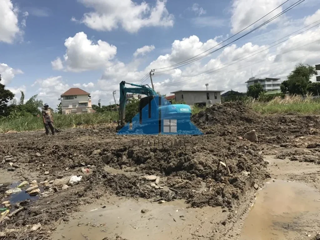 ที่ดินเปล่า 148 ตรว ถมสูง 2 เมตร แปลงมุม ทำเลดี ซอยอ่อนนุช 701 แยก 2 ถนนพัฒนาการตัดใหม่ 3500000 บาทตรว