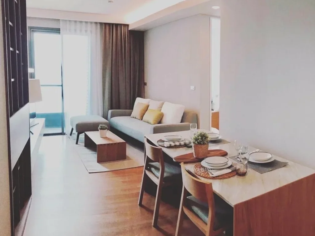 The Lumpini 24 1ห้องนอน 1ห้องน้ำ 46 ชั้น อาคารเดียว 55 Sqm ค่าโอนผู้ขาย ราคา 129