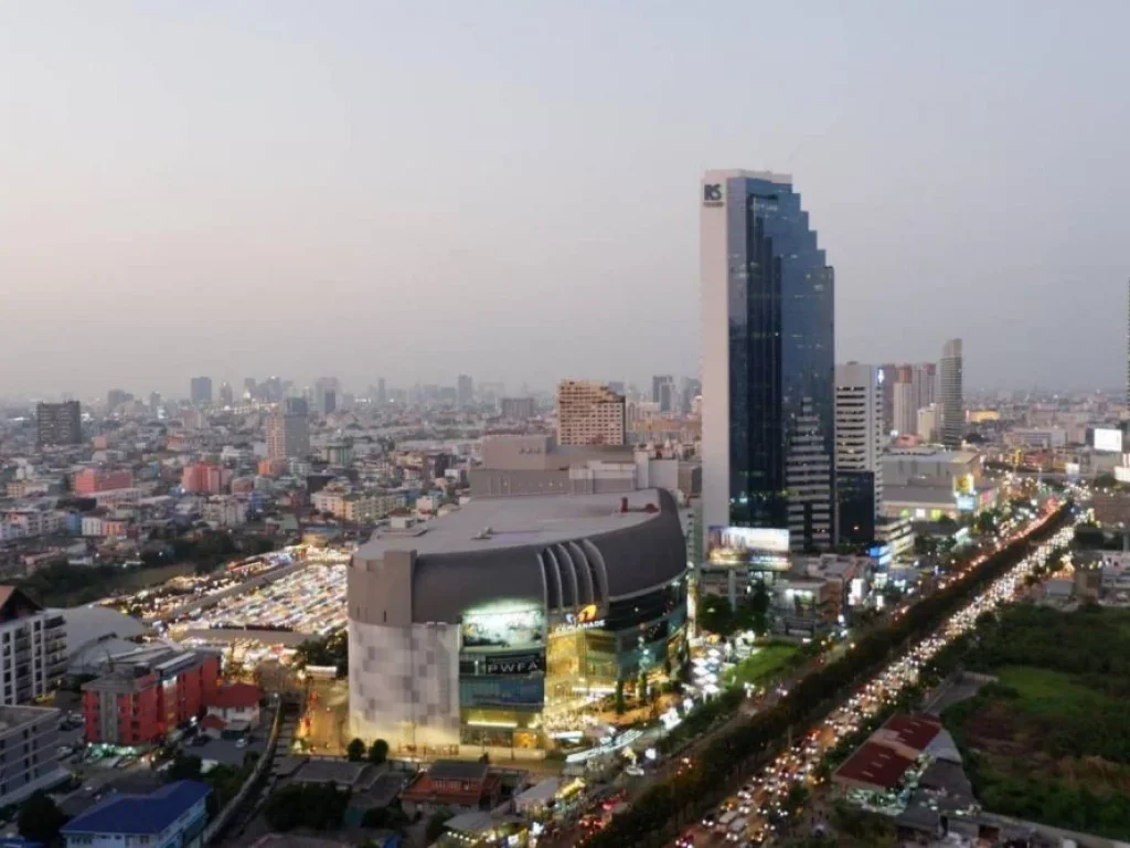 The Noble Revolve Ratchada 1ห้องนอน 1ห้องน้ำ ชั้น14 2621Sqm ราคา 45mb โอนผู้ขาย