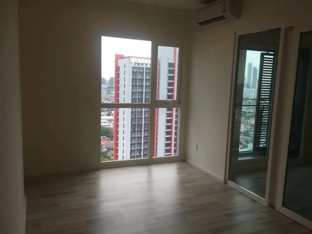 For rent 1 bed at The key Sathorn charoenrat near BTS Surasak