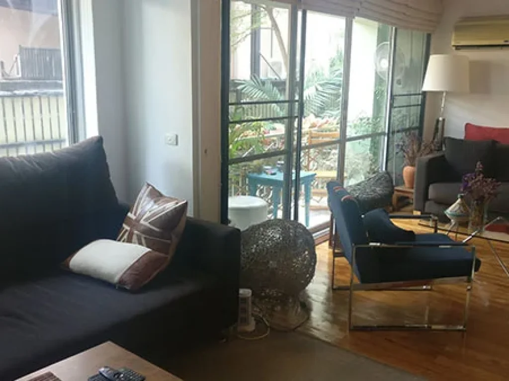 คอนโด Layout ไม่เหมือนใคร พื้นที่กว้าง แบบ 2 ห้องนอน ที่ สุขุมวิท 41 A Spacious 2 Bedroom Unit with Unique Layout and Plenty of Storage in Sukhumvit 4