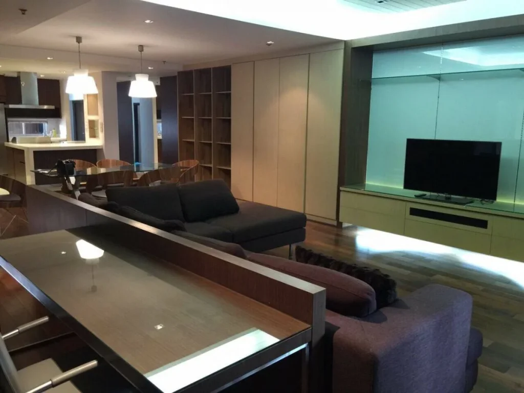 เช่าด่วน คอนโด เกียรติ ธานี ซิตี้แมนชั่น สุขุมวิท ซอย 31 For Rent A Renovated 3 bedroom unit in Sukhumvit 31