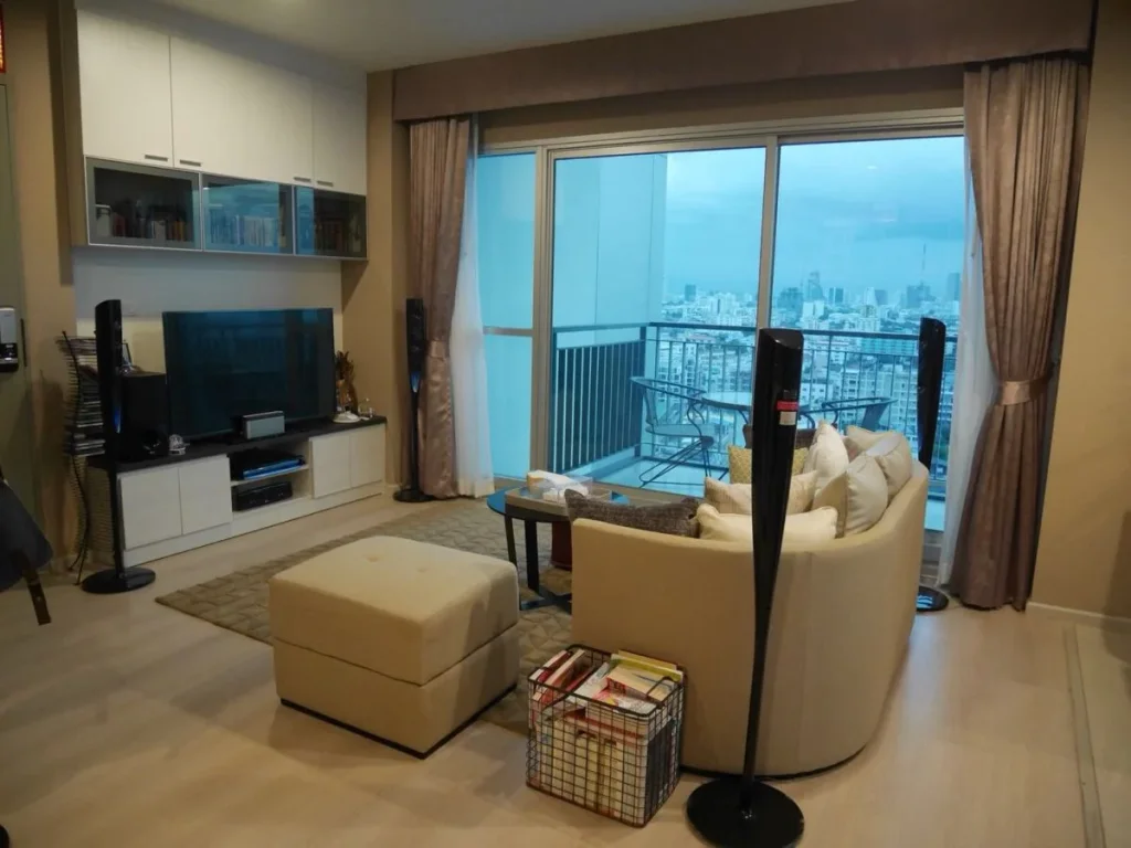 Condo for SALE Life Ratchadapisek 6581 sqm 2bed 2bath