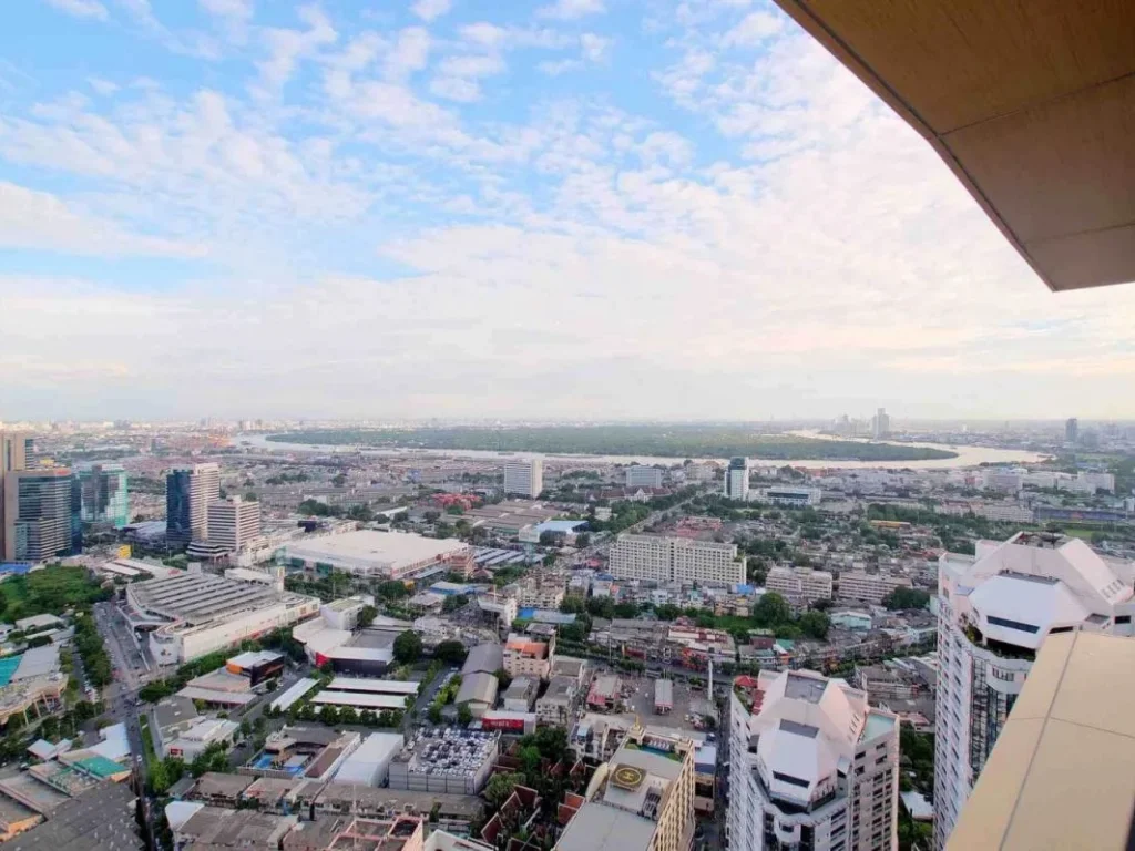 Condo for Sale or RENT The Lumpini 24 Penthouse Sukhumvit 24 110 Sqm