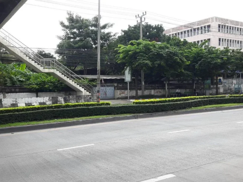 ที่ดิน ถนนพิบูลสงคราม เขตบางซื่อ กรุงเทพมหานคร