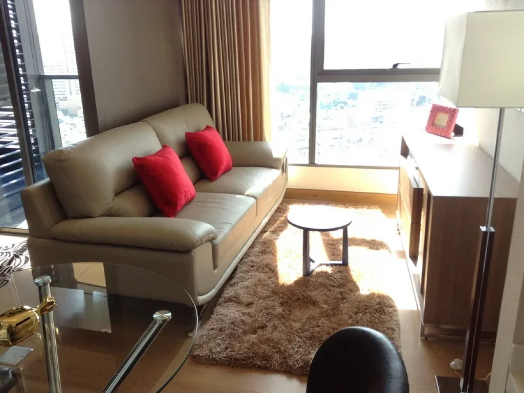 Condo for rent at The Lumpini 24 39 sqm 1 Bedroom 1 Bathroom