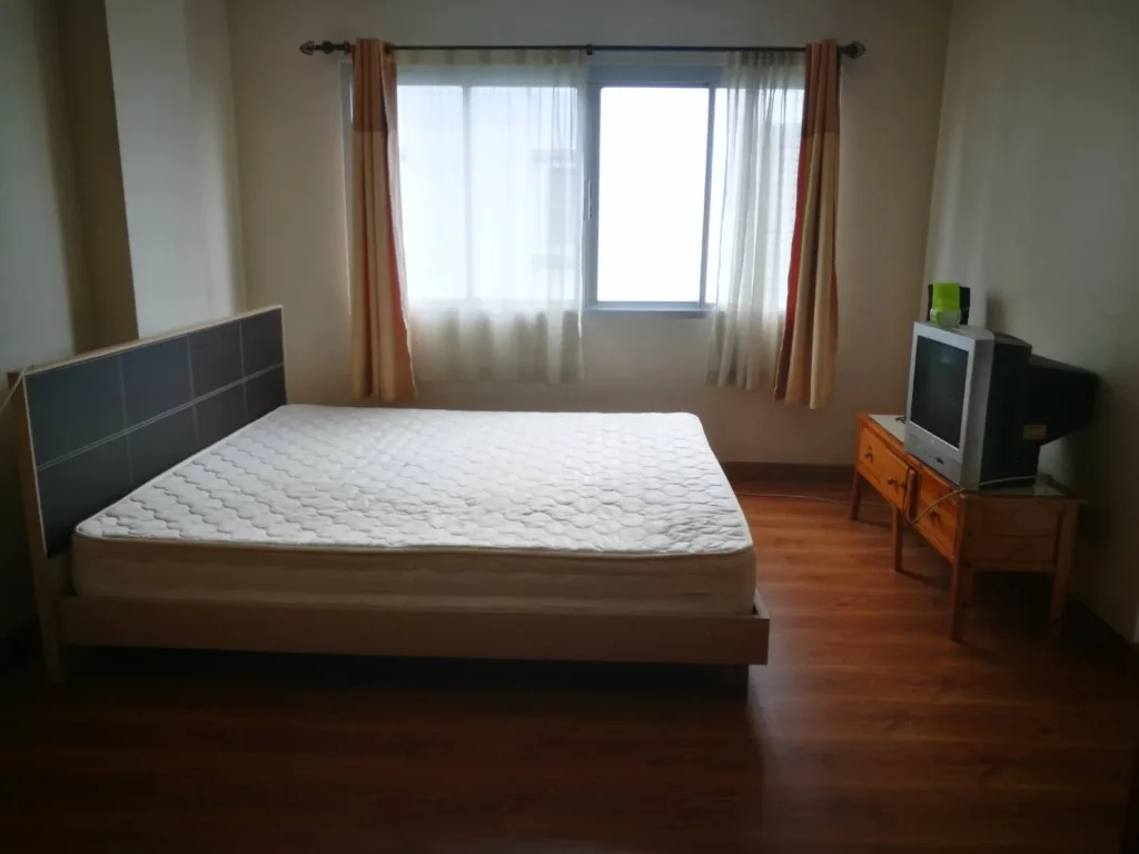 Condo One X Sathorn-Narathiwat 30 Sqm studio 11000 THB