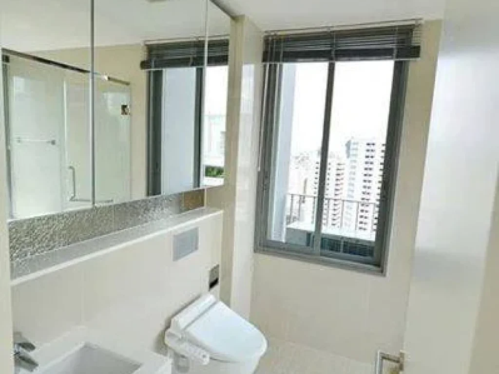 For Rent H Sukhumvit 43 2br2ba 60000 Bath BTS Phrom Phong