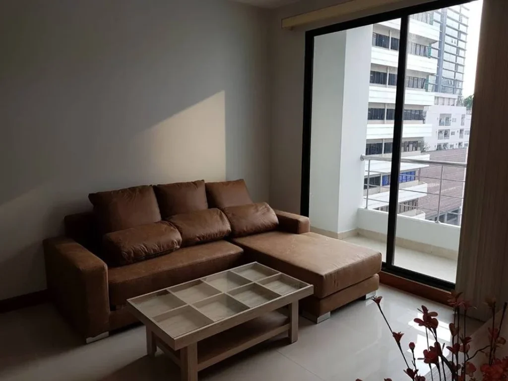 เช่าด่วน คอนโด ศุภาลัย พรีเมียร์ เพลส อโศก สุขุมวิท ซอย 21 แบบ 2 ห้องนอน For Rent A 2 Bed Unit in the Center of Soi Asoke