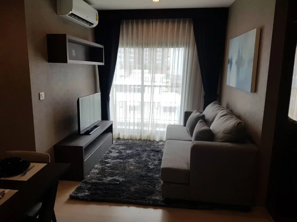 เช่าด่วน คอนโด Life 48 แบบ 2 ห้องนอนแต่งสวย For Rent A Beautiful 2 Bedroom Unit at Life 48