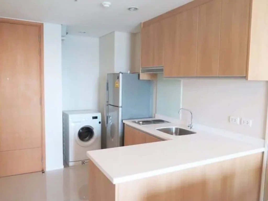 ขายด่วน 1 ห้องนอน วิวไม่บัง คอนโด Villa Asoke - MRT เพชรบุรี ทิศใต้ Urgent Sale 1 Bedroom Unit with Unblocked View at Villa Asoke MRT Petchburi Fac