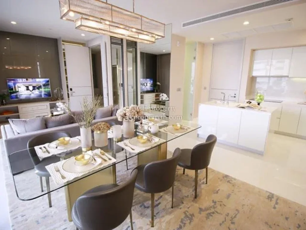 For Sale Vittorio Sukhumvit 39 BTS PROMPHONG Station 2 Bedrooms