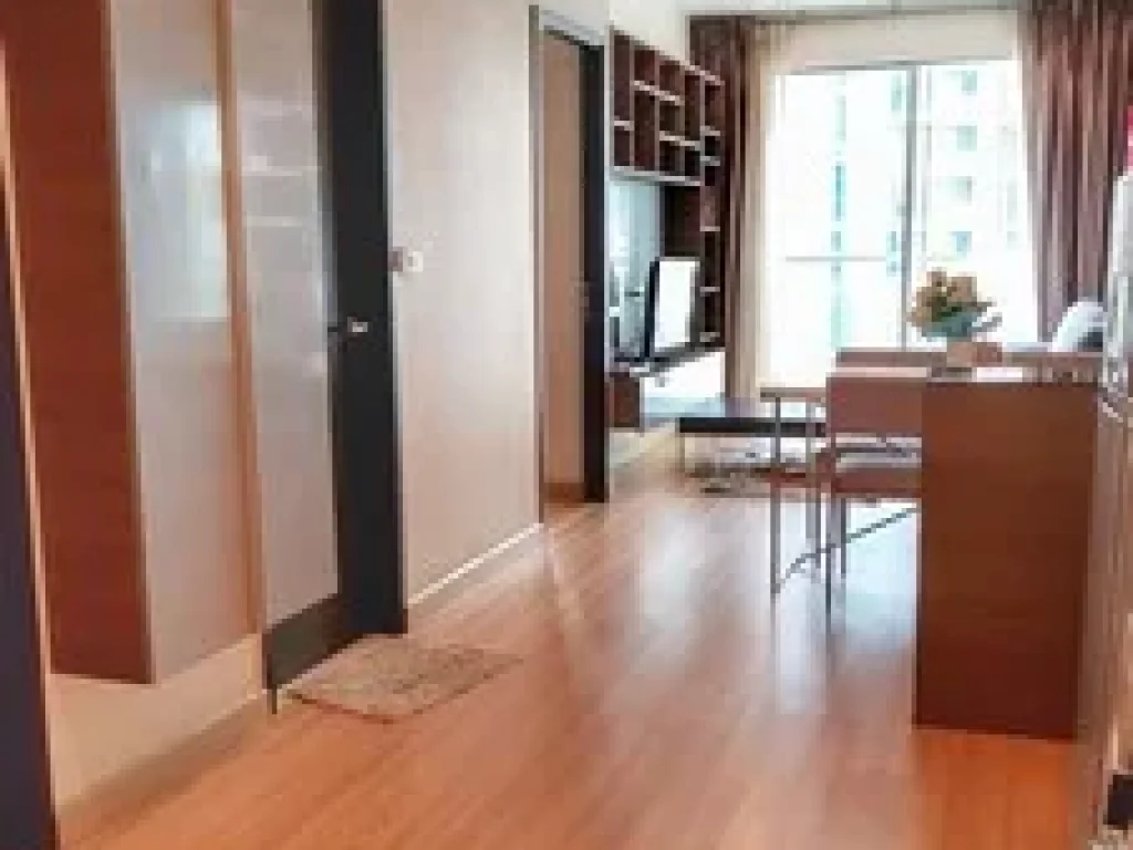 Urgent Rent Condo SKY WALK 2Br 32000THB Near BTS Phra Khanong High Floor Fully Furnish ready to move in