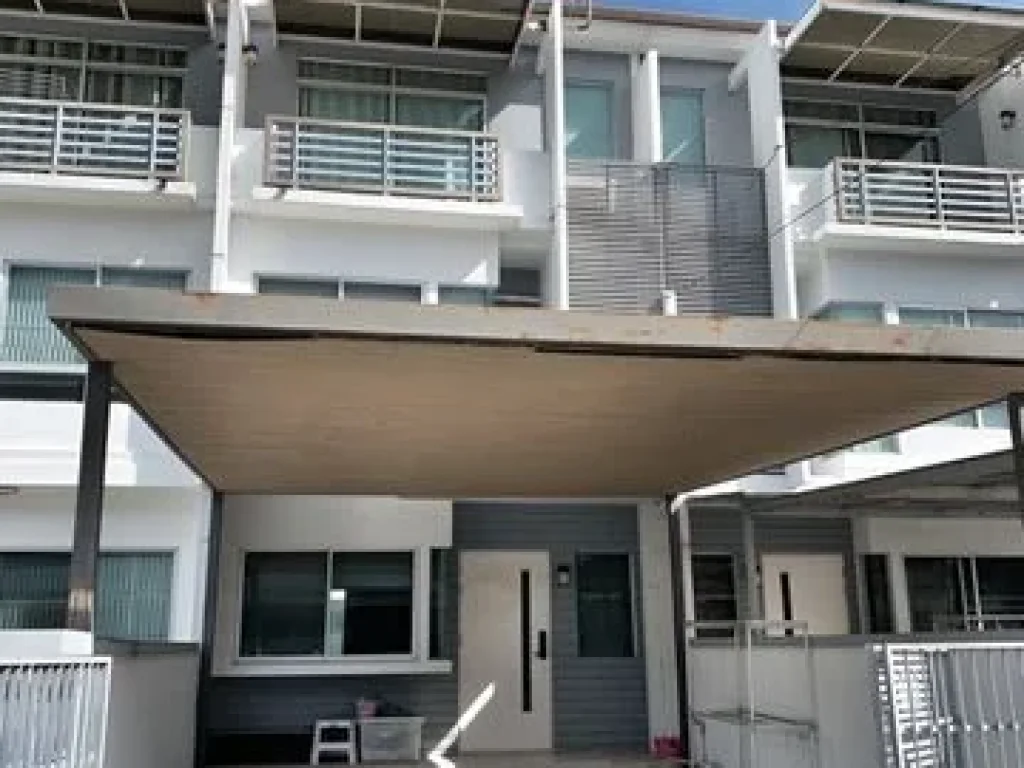 HS1064Townhome For Sale ทาวน์โฮม บ้านใหม่ พระราม 9 4000000THB