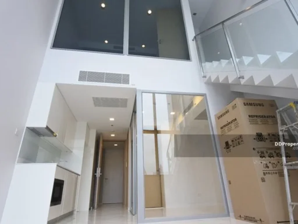 ขายคอนโด Hyde สุขุมวิท 11 ขนาด 6312 ตรม ชั้น18 Duplex Penthouse มี 1 ห้องนอน 2 ห้องน้ำ วิวเมือง