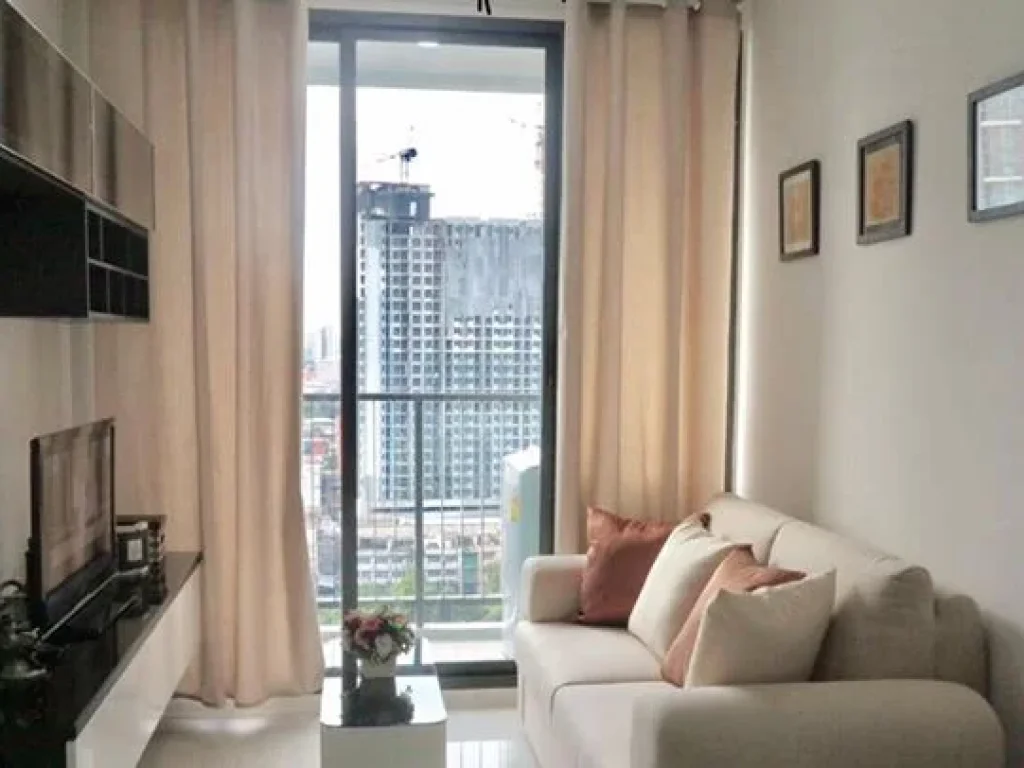 The President Sukhumvit Condo 35 Sqm 1 Bedroom All built-In Fur