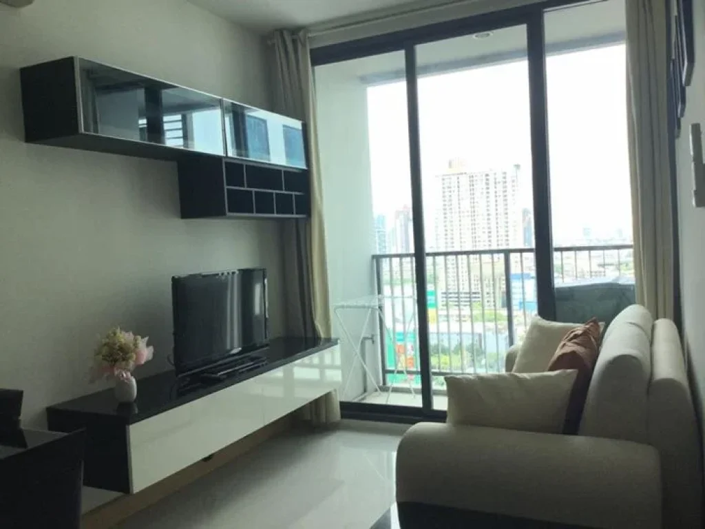 The President Sukhumvit Condo 35 Sqm 1 Bedroom All built-In Fur