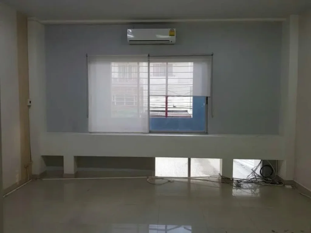 For Rent Home Office ใกล้ห้างซีคอนสแควร์ เพียง 600 เมตรเท่านั้น 