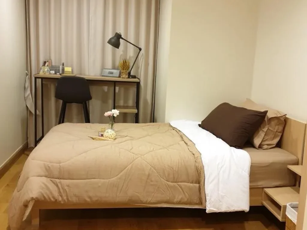 For Rent DOWNTOWN FORTY NINE 2br2ba 48000 Bath BTS Thonglor