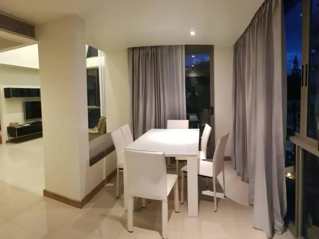 For Rent DOWNTOWN FORTY NINE 2br2ba 95000 Bath BTS Thonglor