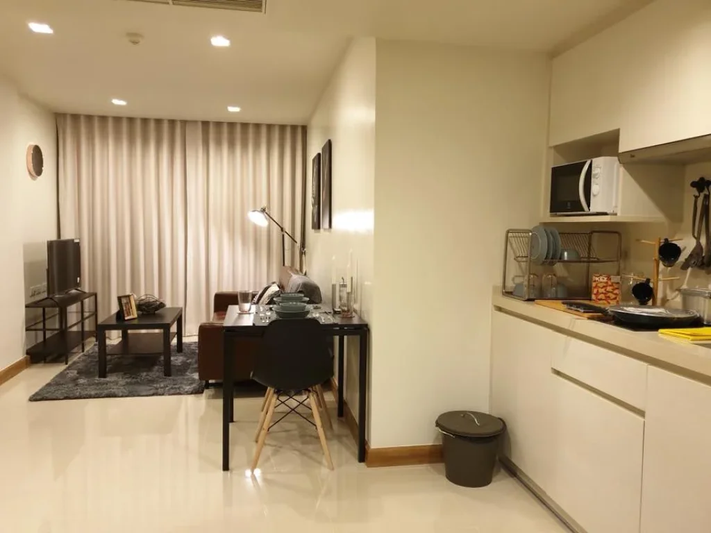 For Rent DOWNTOWN FORTY NINE 1br1ba 42000 Bath BTS Thonglor