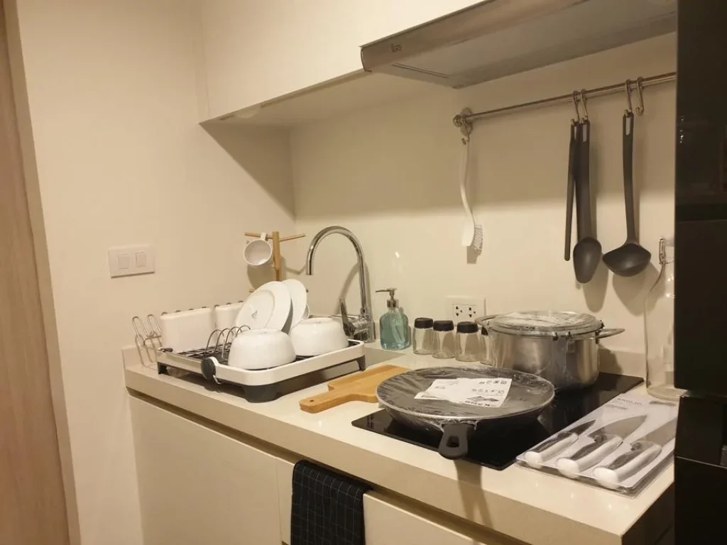 For Rent DOWNTOWN FORTY NINE 1br1ba 37000 Bath BTS Thonglor